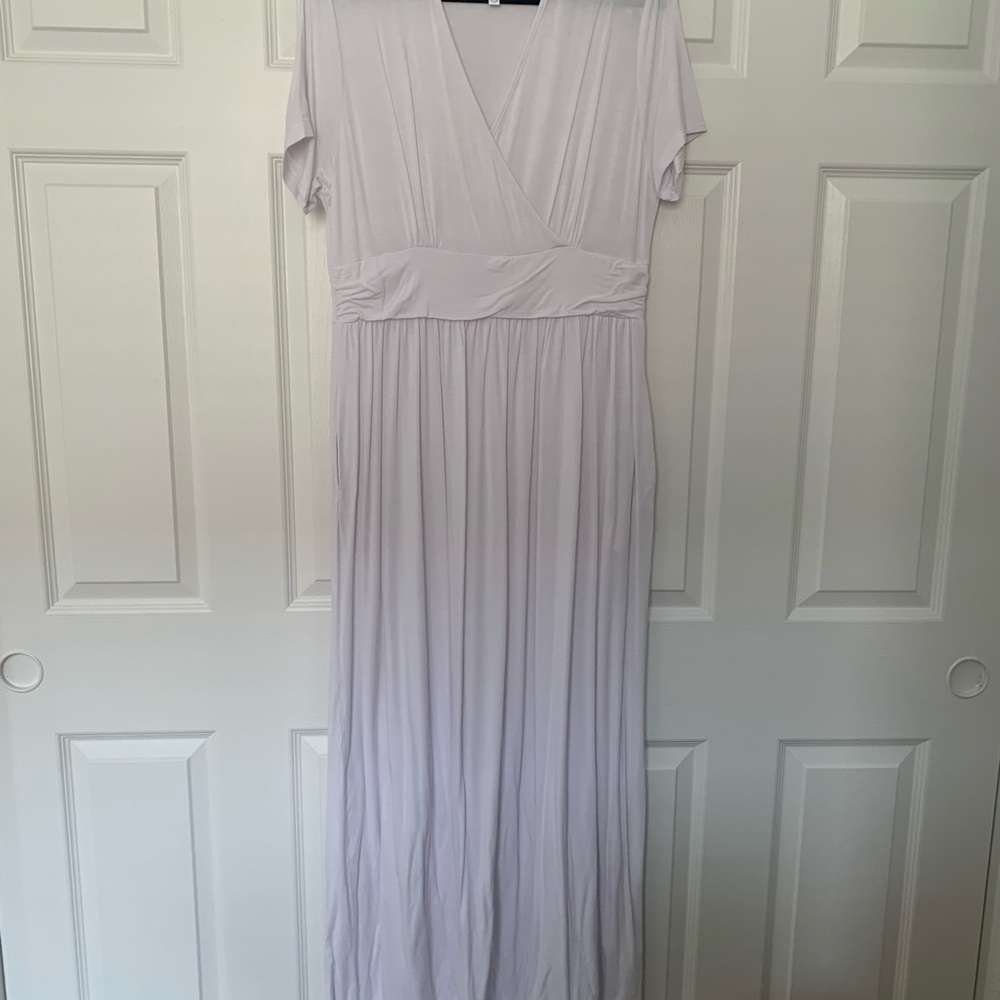 Elegant White Maxi Dress